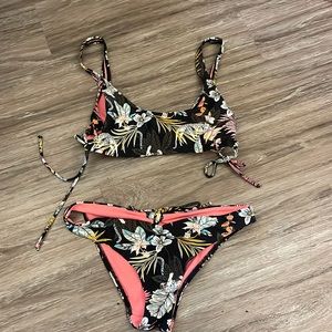 No Boundaries Swim Set